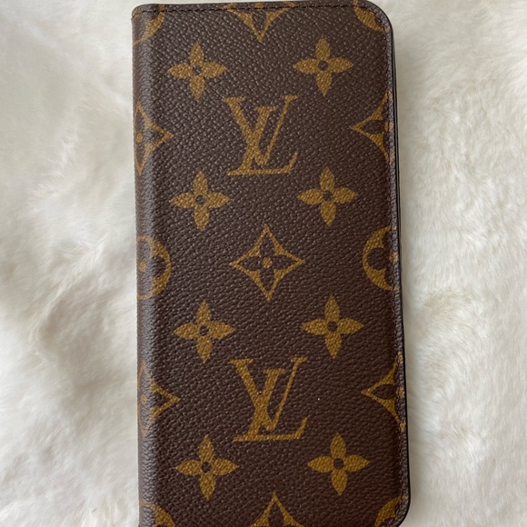 Louis Vuitton Monogram iPhone XS Max folio. - Picture 1 of 10